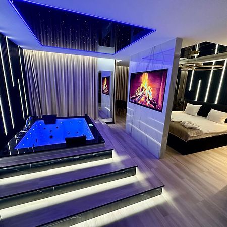 Masarska 6 Vip Apartamenty Jacuzzi Krasków Exterior foto