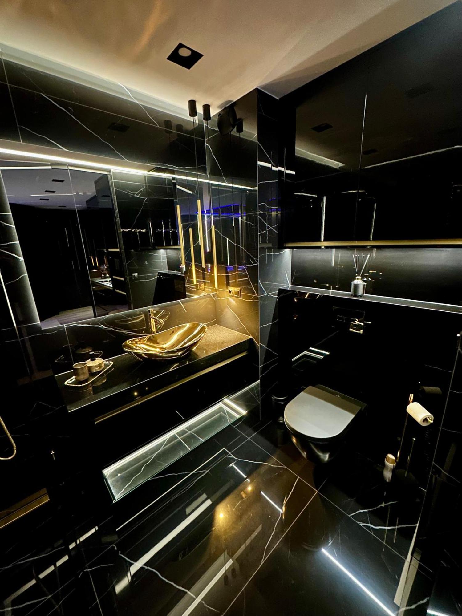 Masarska 6 Vip Apartamenty Jacuzzi Krasków Exterior foto