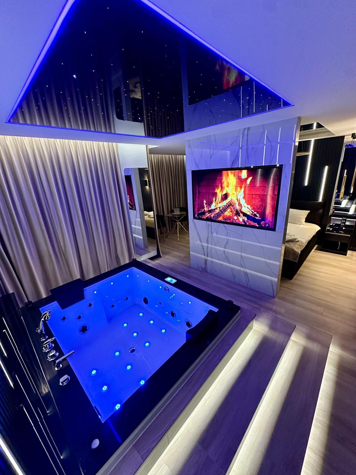 Masarska 6 Vip Apartamenty Jacuzzi Krasków Exterior foto