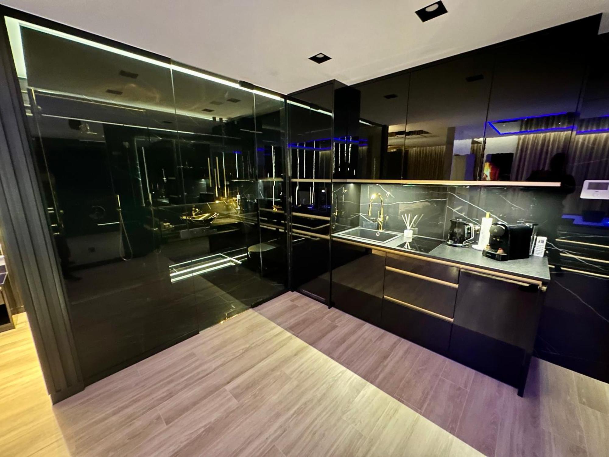 Masarska 6 Vip Apartamenty Jacuzzi Krasków Exterior foto