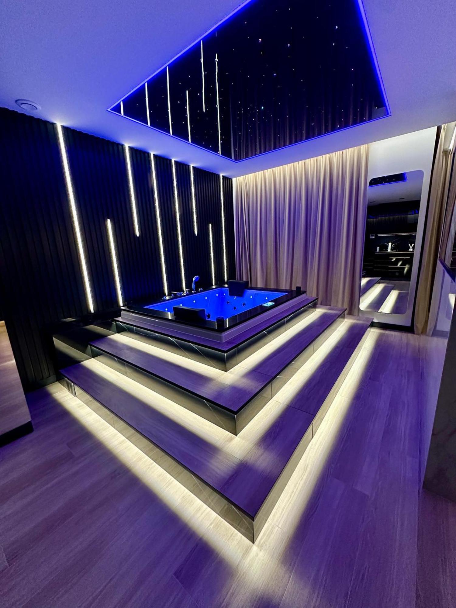 Masarska 6 Vip Apartamenty Jacuzzi Krasków Exterior foto